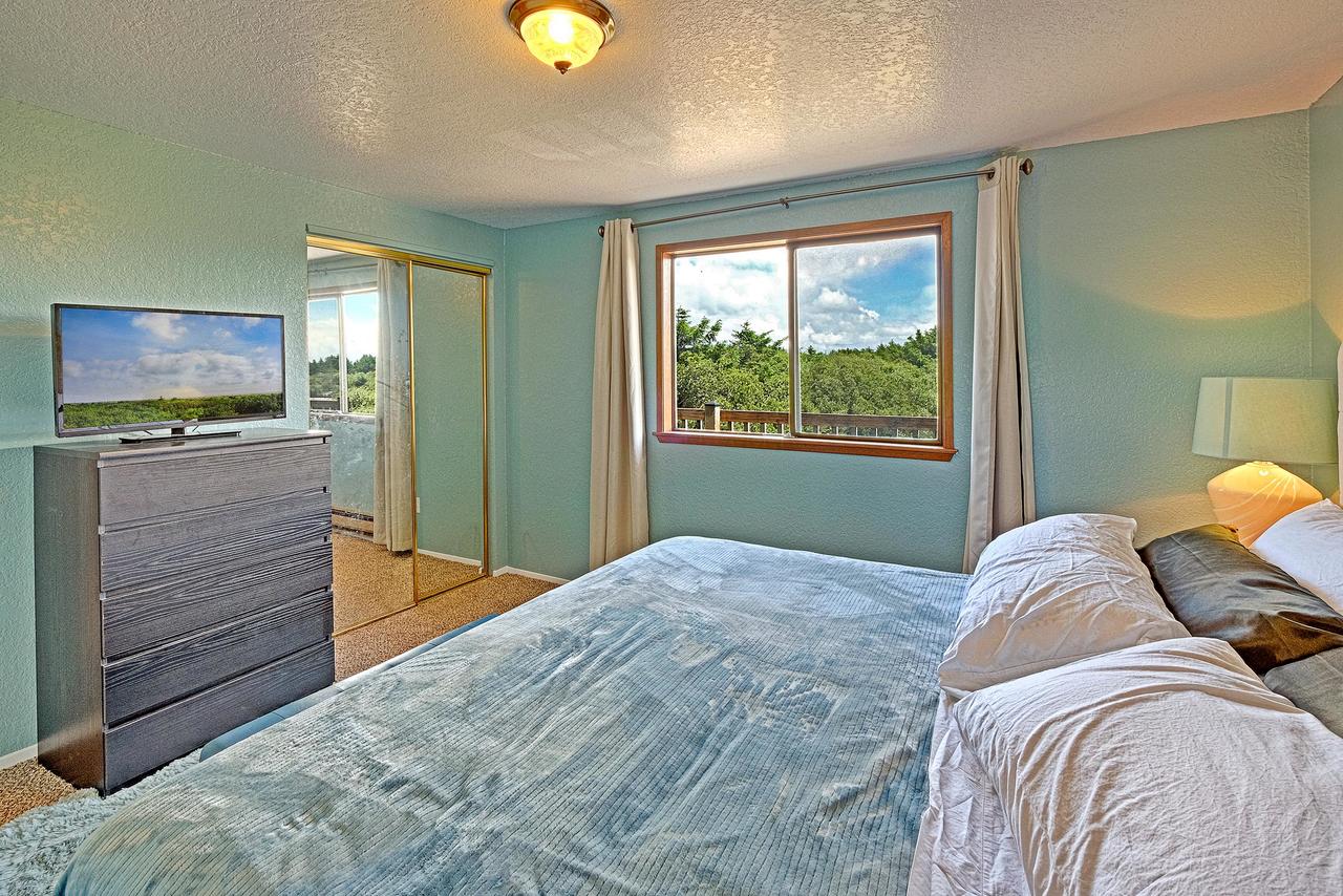 Treasured Cove Condo - thumb 10