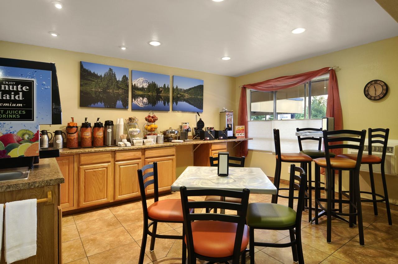 Travelodge By Wyndham Seattle University - thumb 4