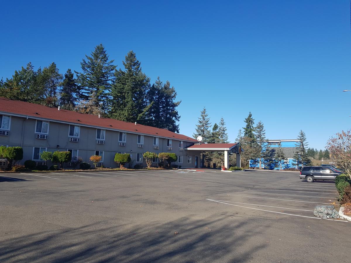 Super 8 By Wyndham Shelton - thumb 3