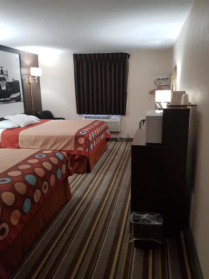 Super 8 By Wyndham Shelton - thumb 43