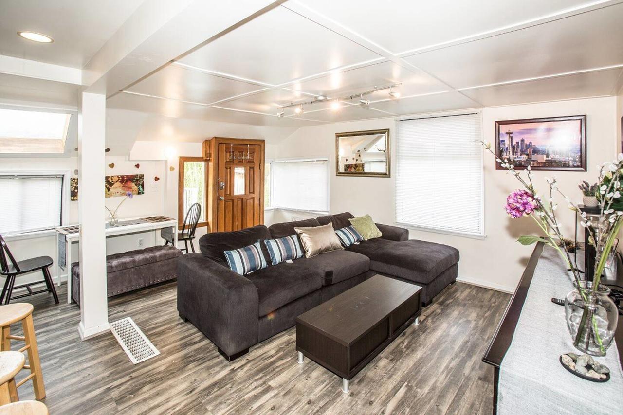 A- Greenlake Private Room - thumb 4