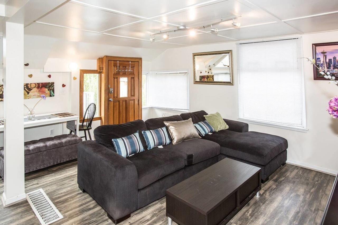 A- Greenlake Private Room - thumb 9