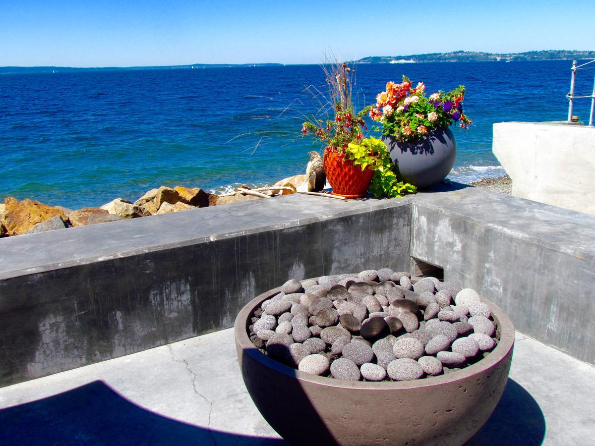 Alki Point Beach House - thumb 1