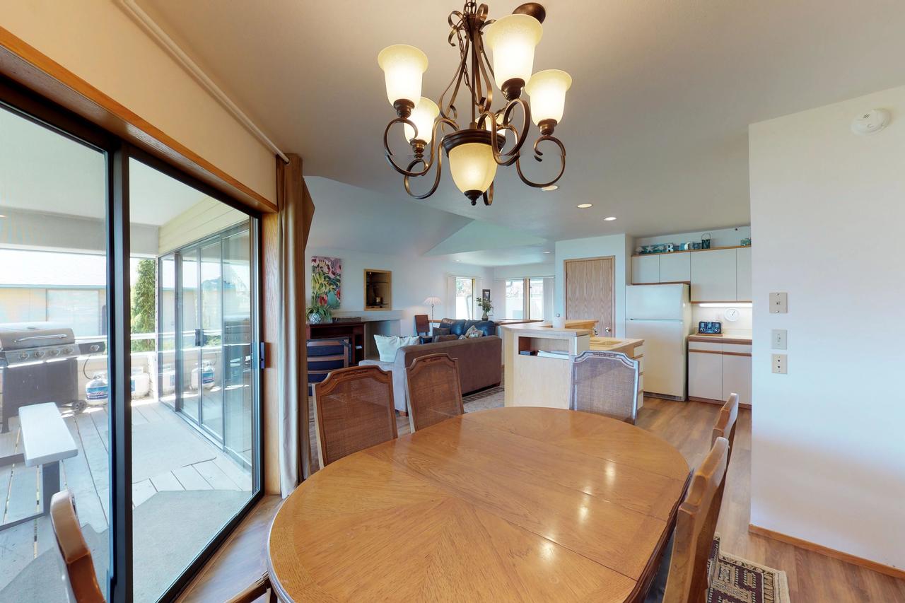 Wapato Point Halmalka 512A - thumb 6