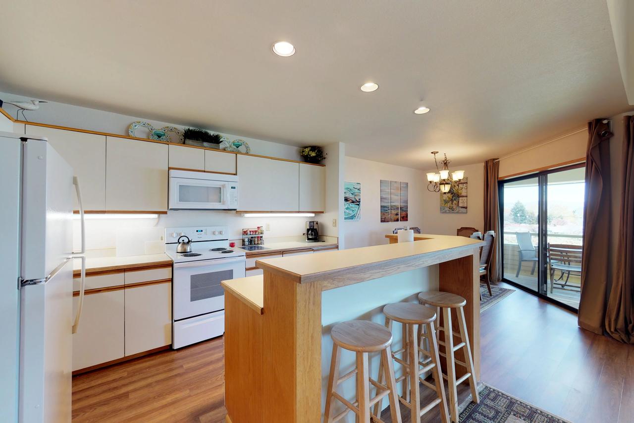 Wapato Point Halmalka 512A - thumb 4