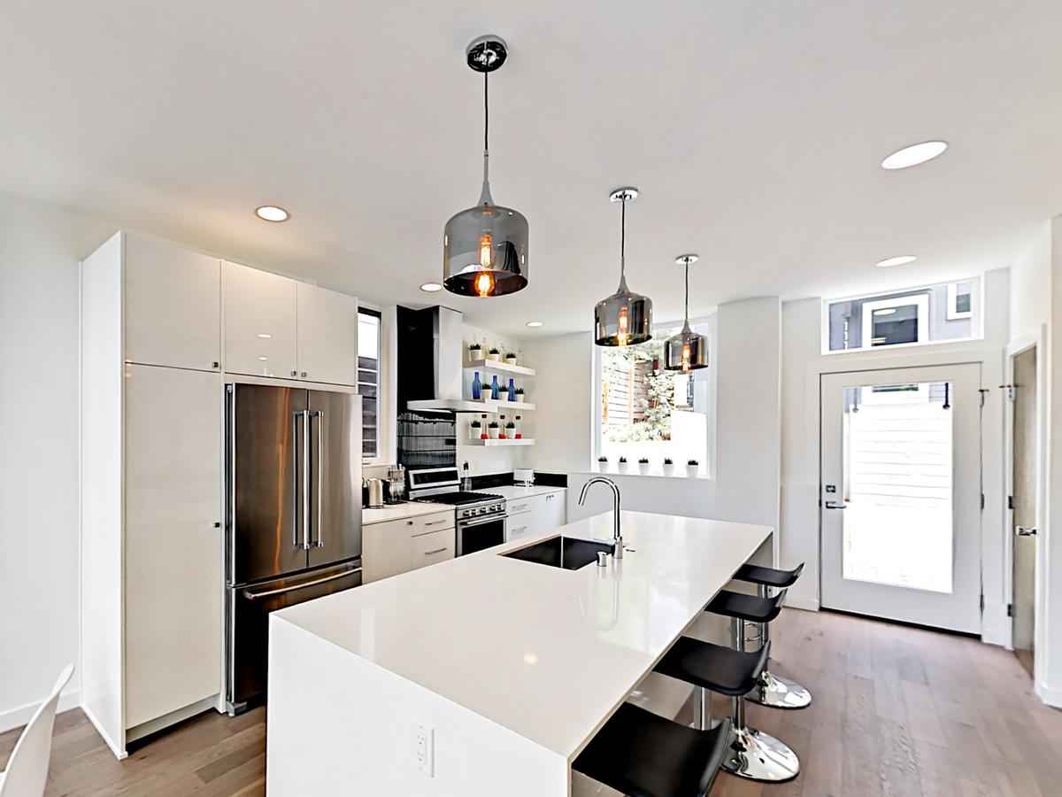 1106 C 14th Ave Townhouse - thumb 6