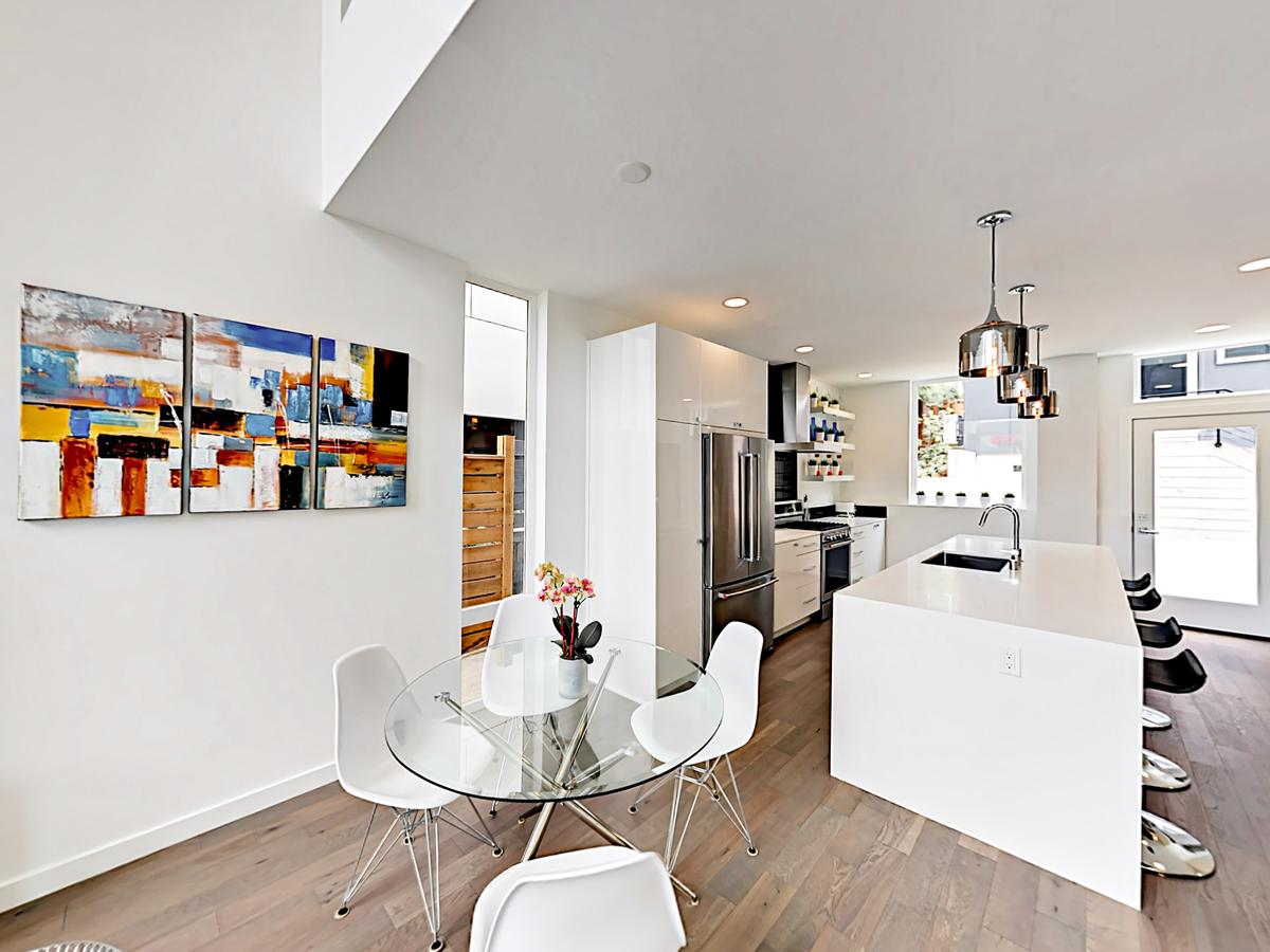 1106 C 14th Ave Townhouse - thumb 2