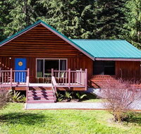 Glowing Pines Log Cabin - Tourism Bookings