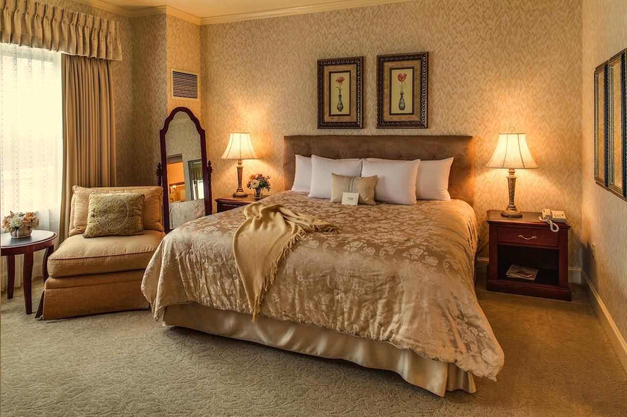 Fairhaven Village Inn - thumb 11