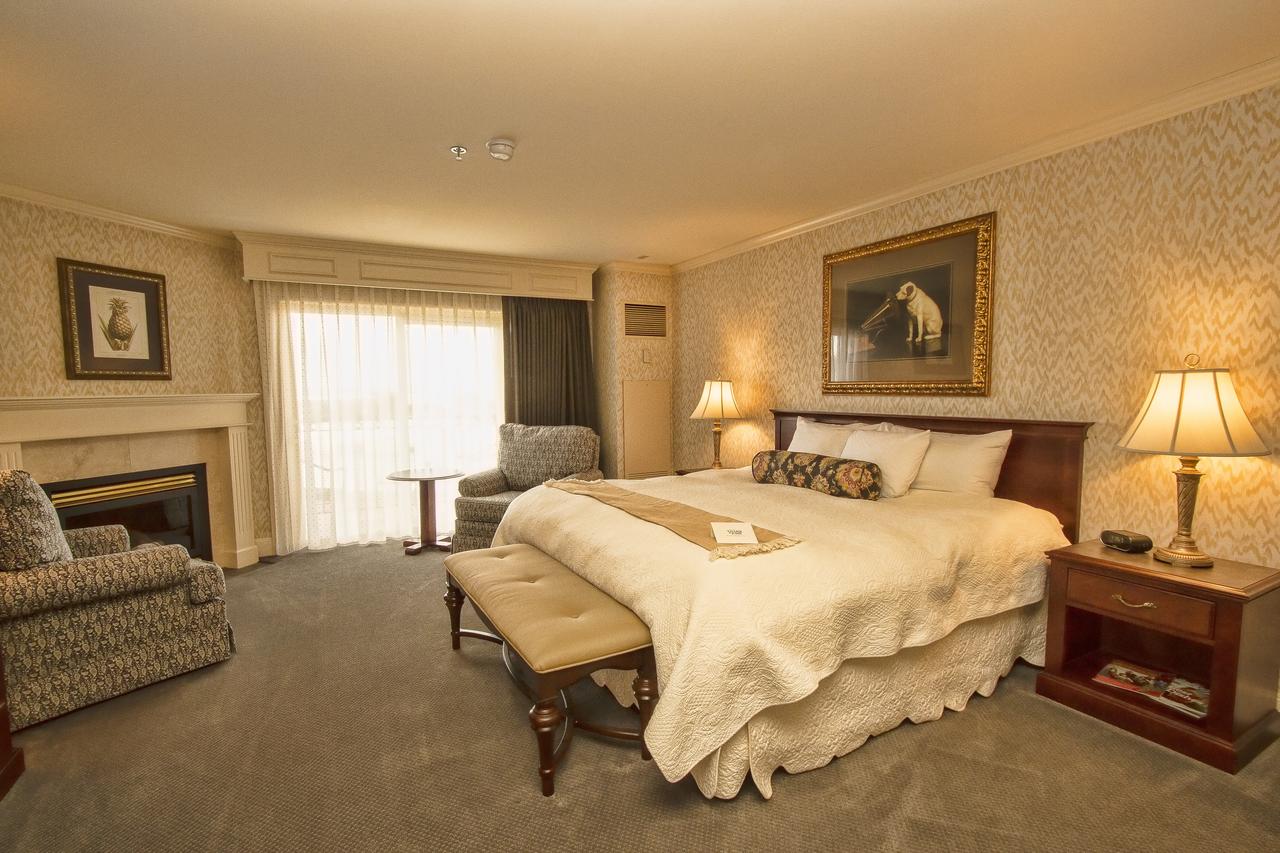 Fairhaven Village Inn - thumb 2