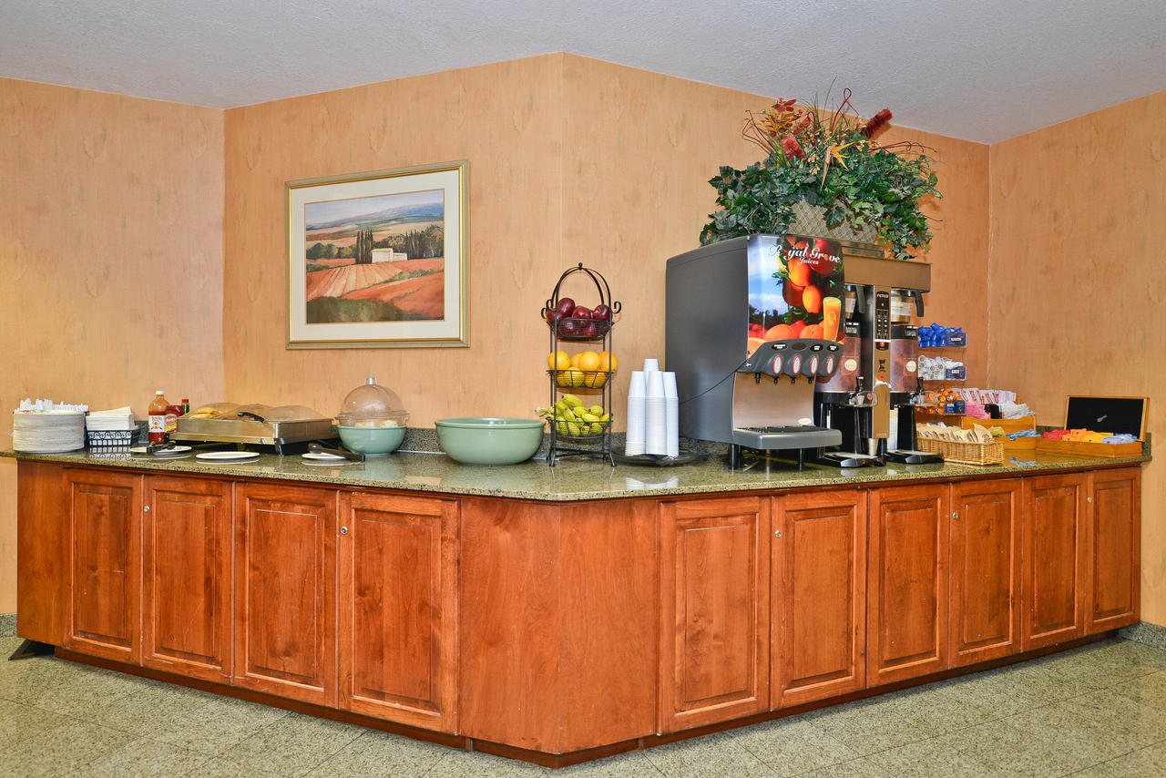 Ramada By Wyndham Kent Seattle Area - thumb 5