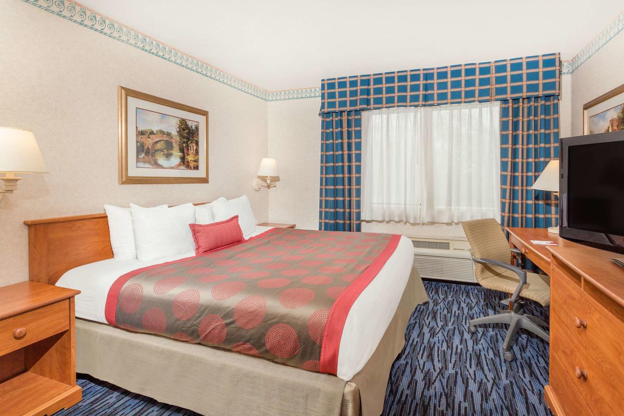 Ramada By Wyndham Kent Seattle Area - thumb 9