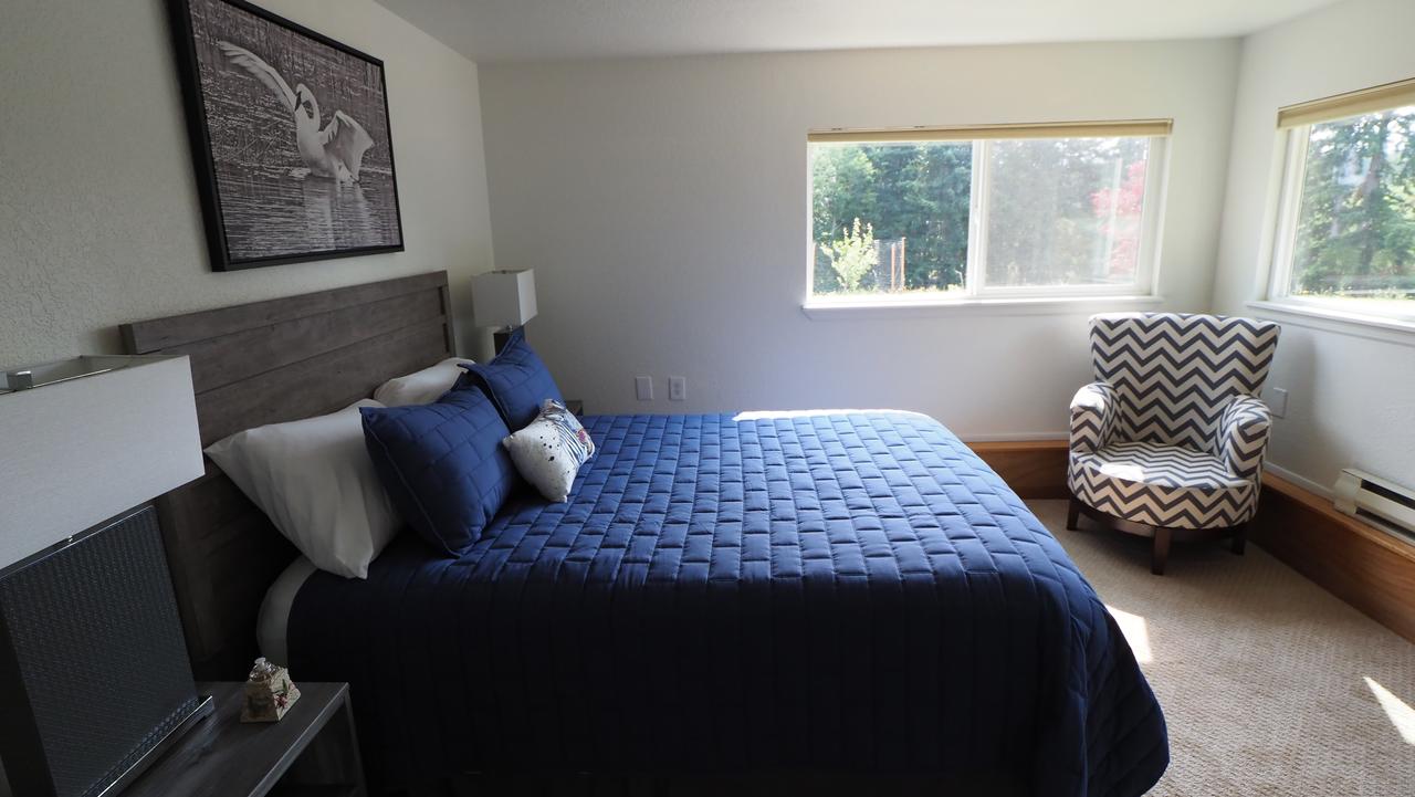 A Whidbey Island Escape - thumb 5