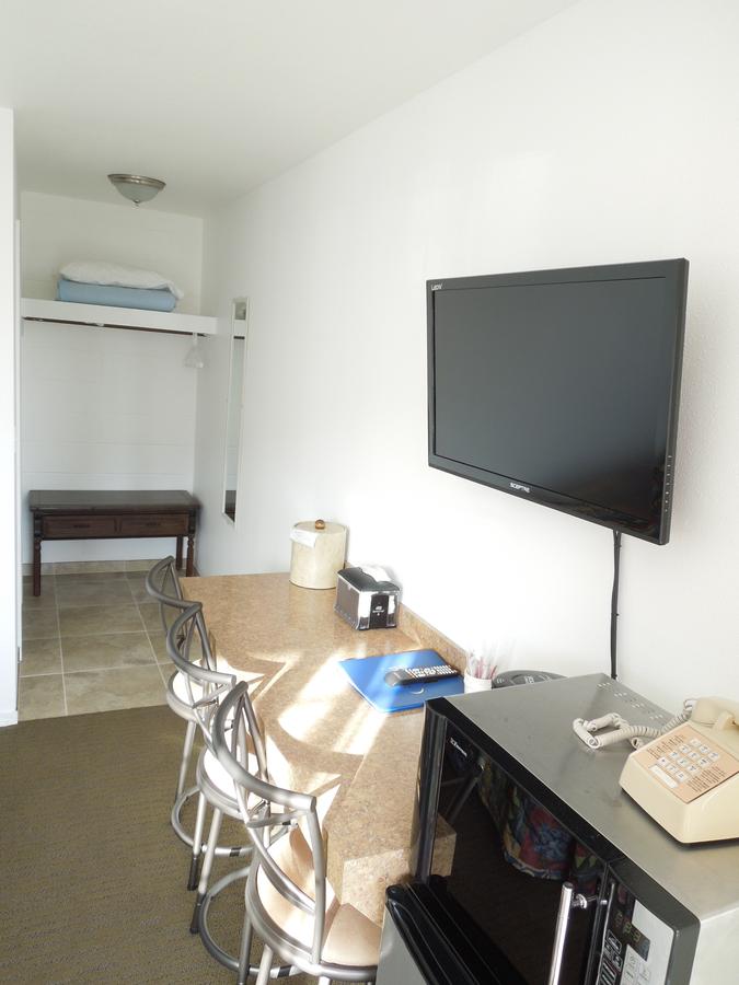 Col-Pacific Motel - thumb 6
