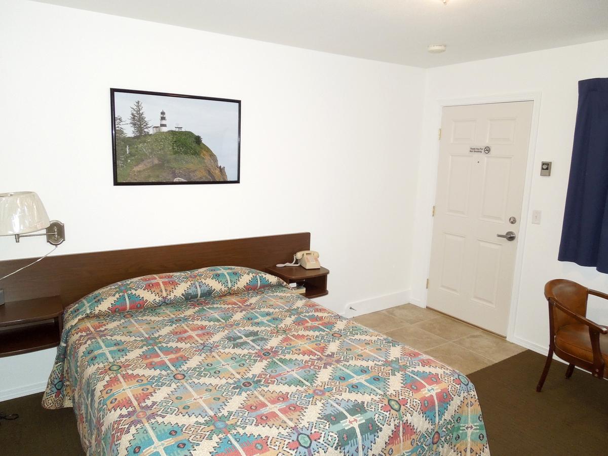 Col-Pacific Motel - thumb 10