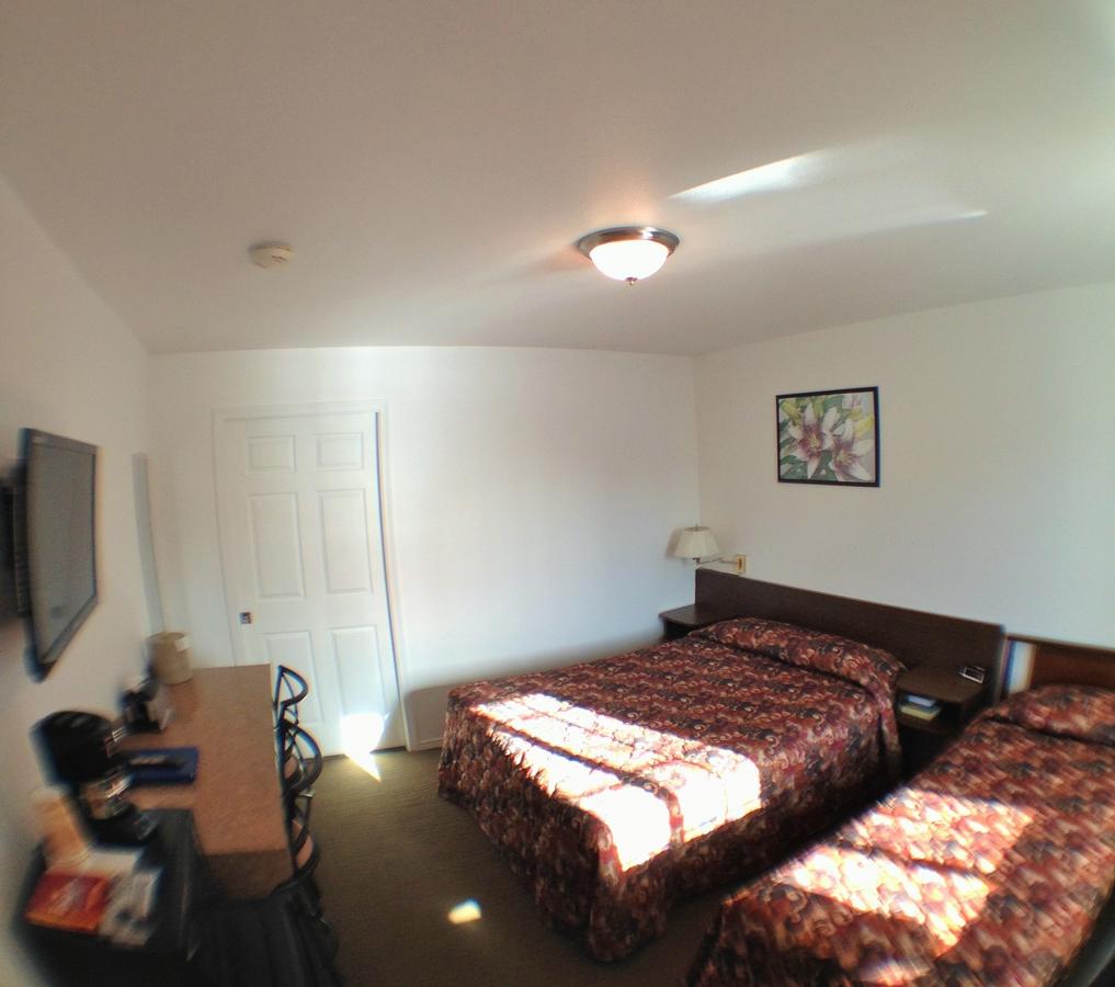 Col-Pacific Motel - thumb 16