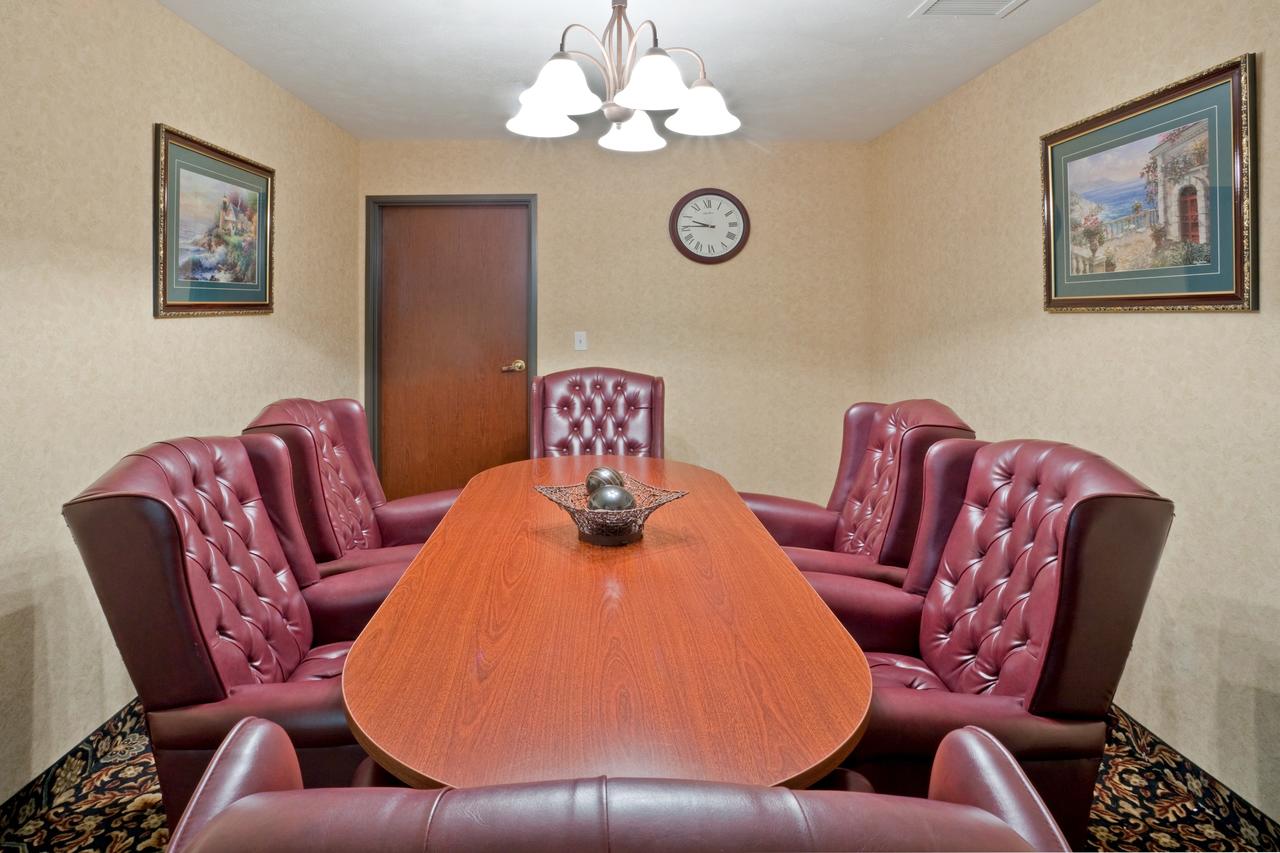 Holiday Inn Express Wenatchee - thumb 17