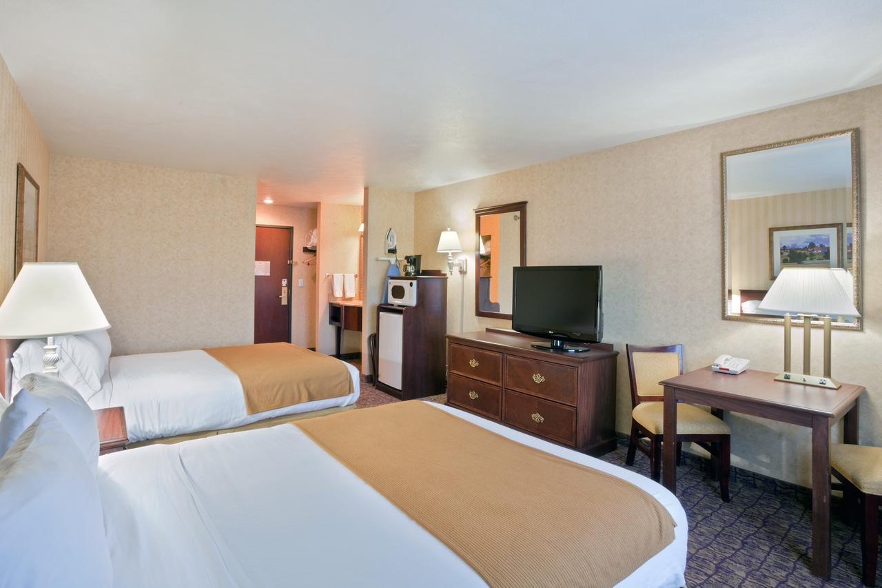 Holiday Inn Express Wenatchee - thumb 19