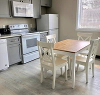 Suite 107 - 2 Bedroom Apt - Pet Friendly - USA Accommodation