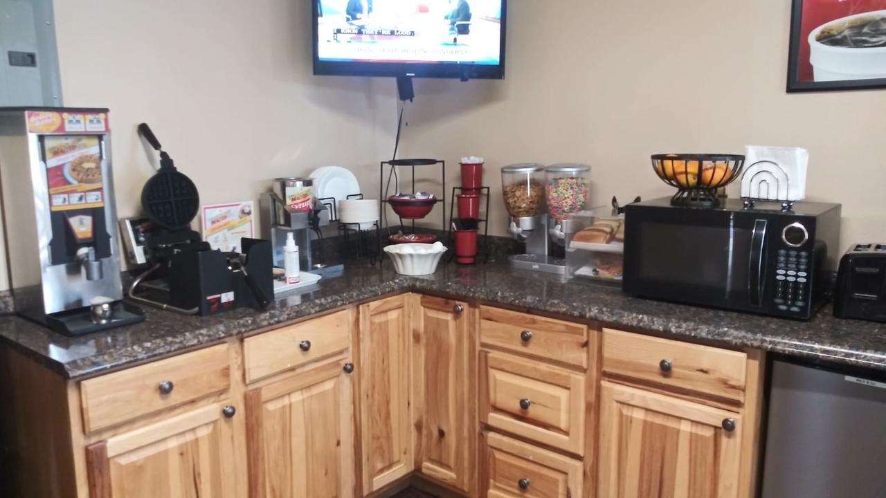 Econo Lodge Yakima - thumb 8