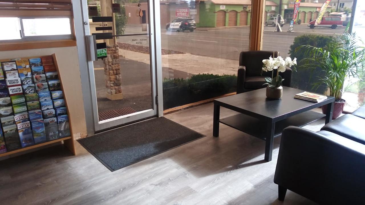 Econo Lodge Yakima - thumb 4