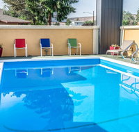 Econo Lodge Yakima - Hotels Santiago