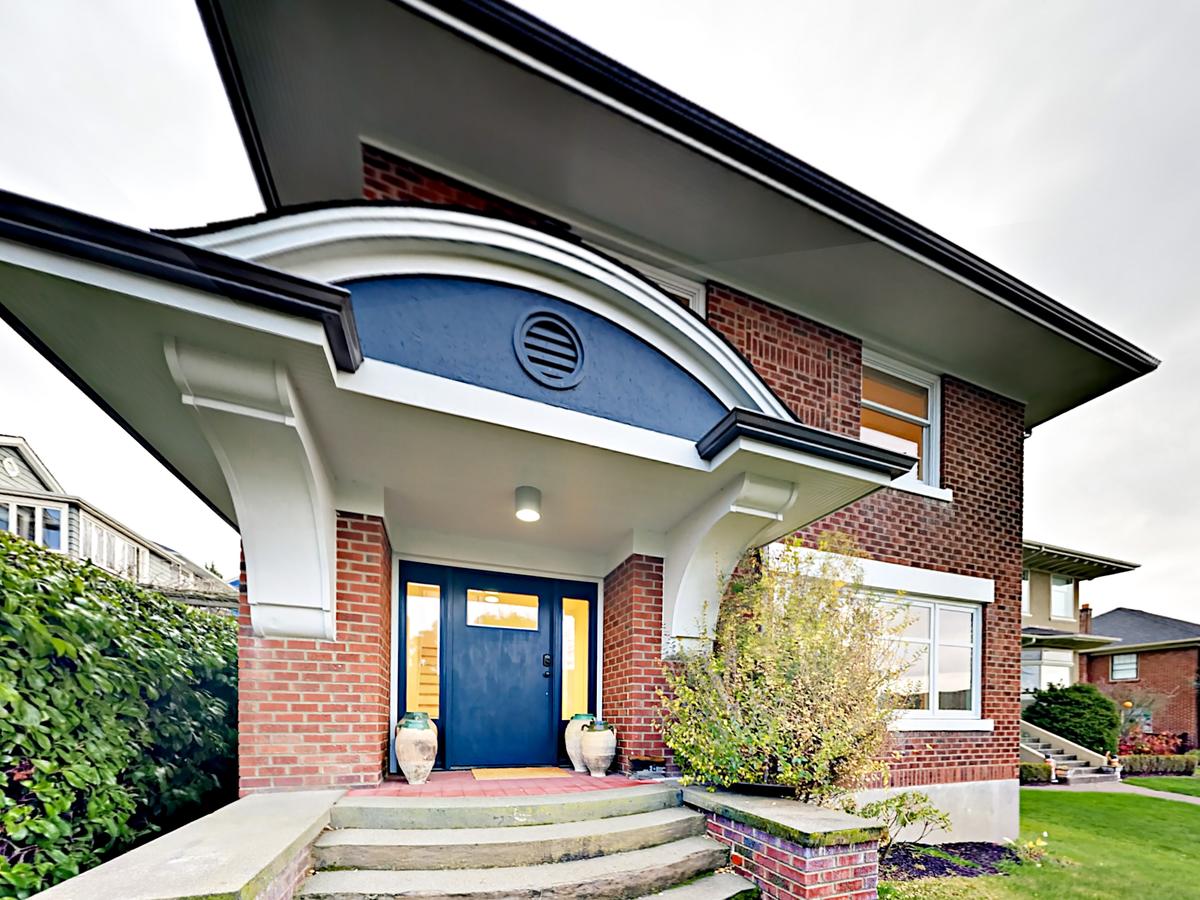 346 West Kinnear Place Home - thumb 13