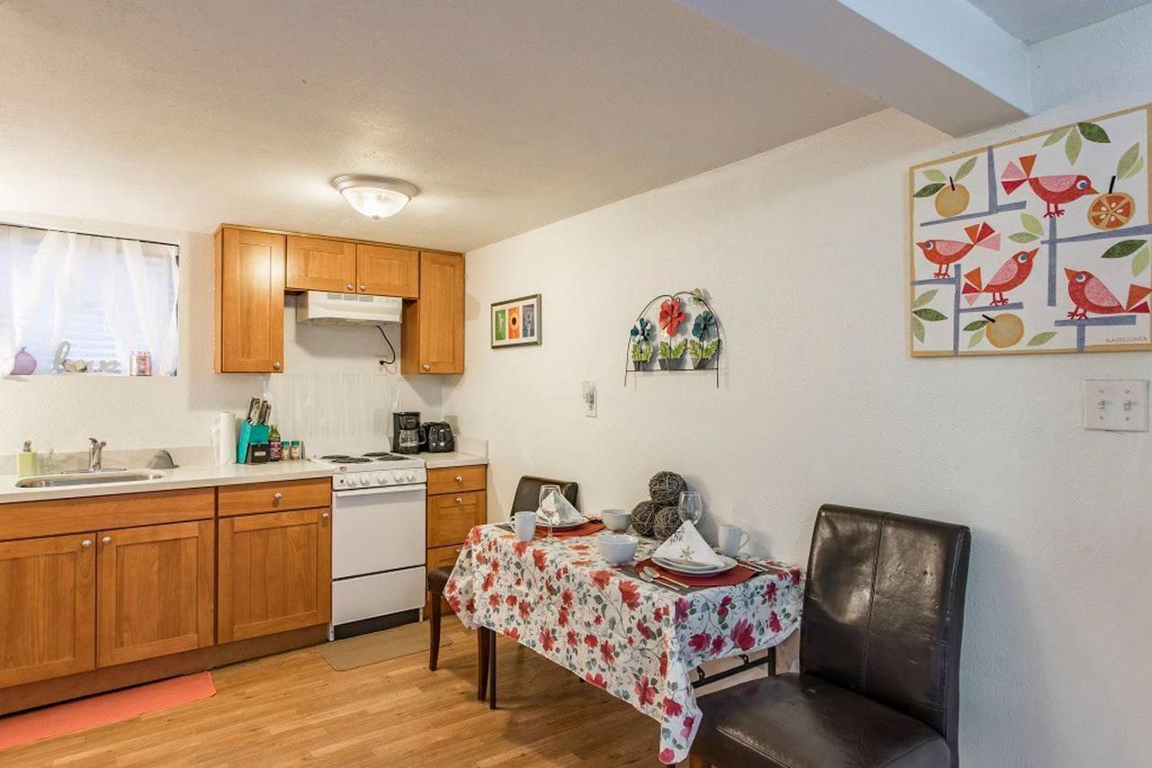 A-Lake Union One Br Apartment- Sleep 4 - thumb 9