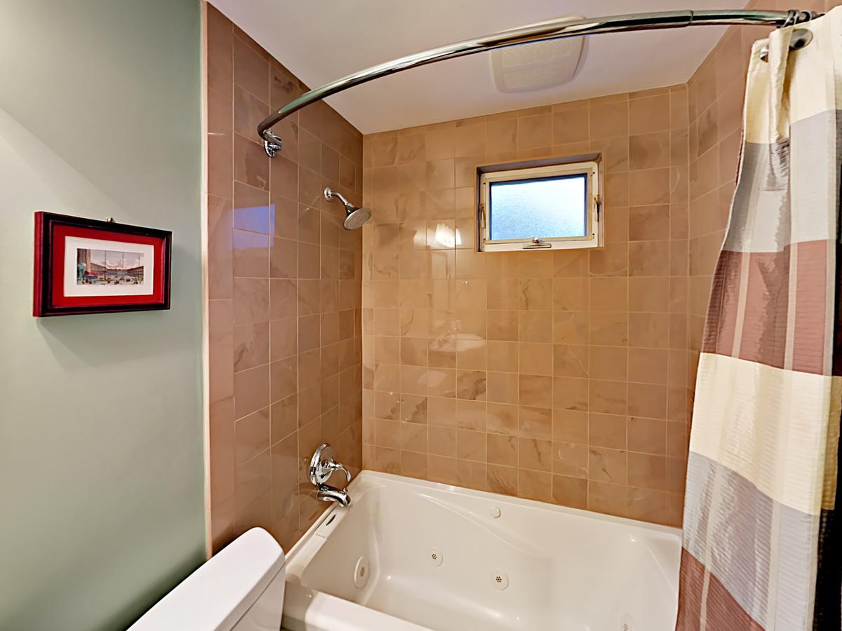 4126 SW Thistle St Home - thumb 2
