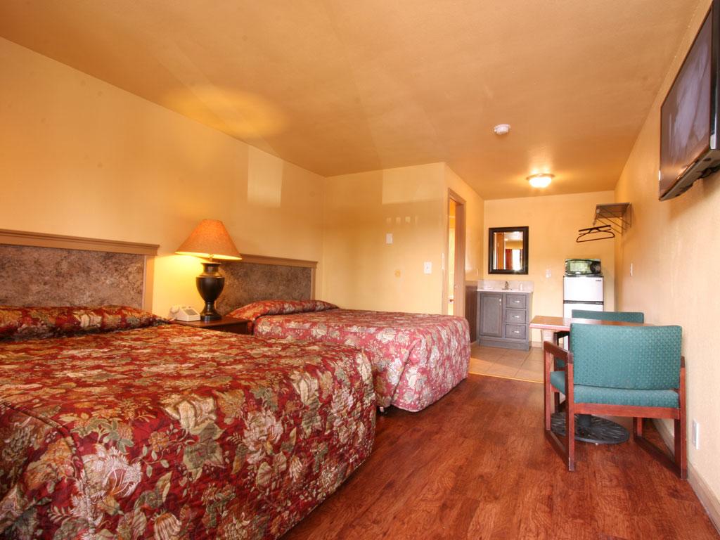 Emerald Best Motel - thumb 0