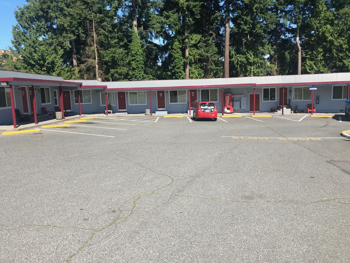 Emerald Best Motel - thumb 4