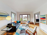 2402 9th Ave W Duplex Duplex Students Accommodation