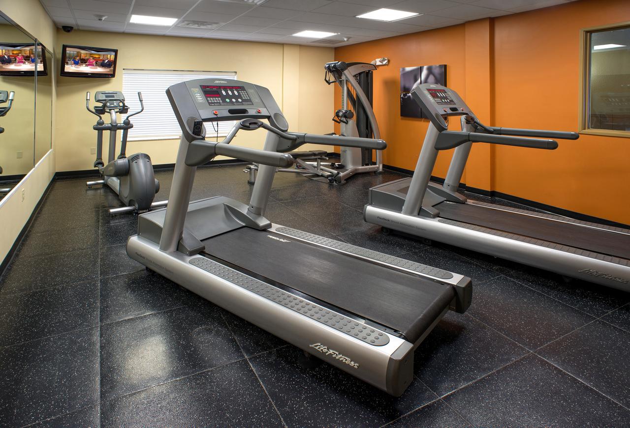 Country Inn & Suites By Radisson, Princeton, WV - thumb 15