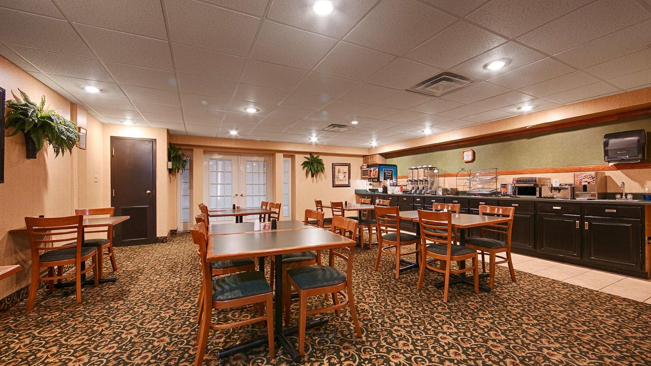 Best Western Huntington Mall Inn - thumb 8