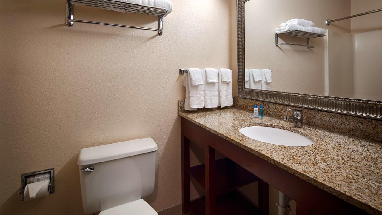 Best Western Huntington Mall Inn - thumb 23