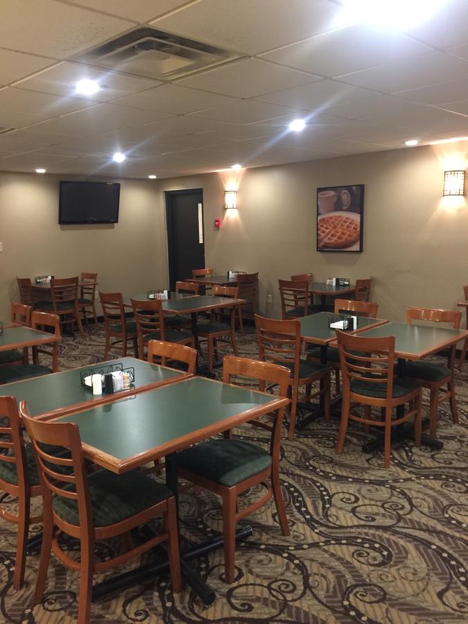 Best Western Huntington Mall Inn - thumb 1