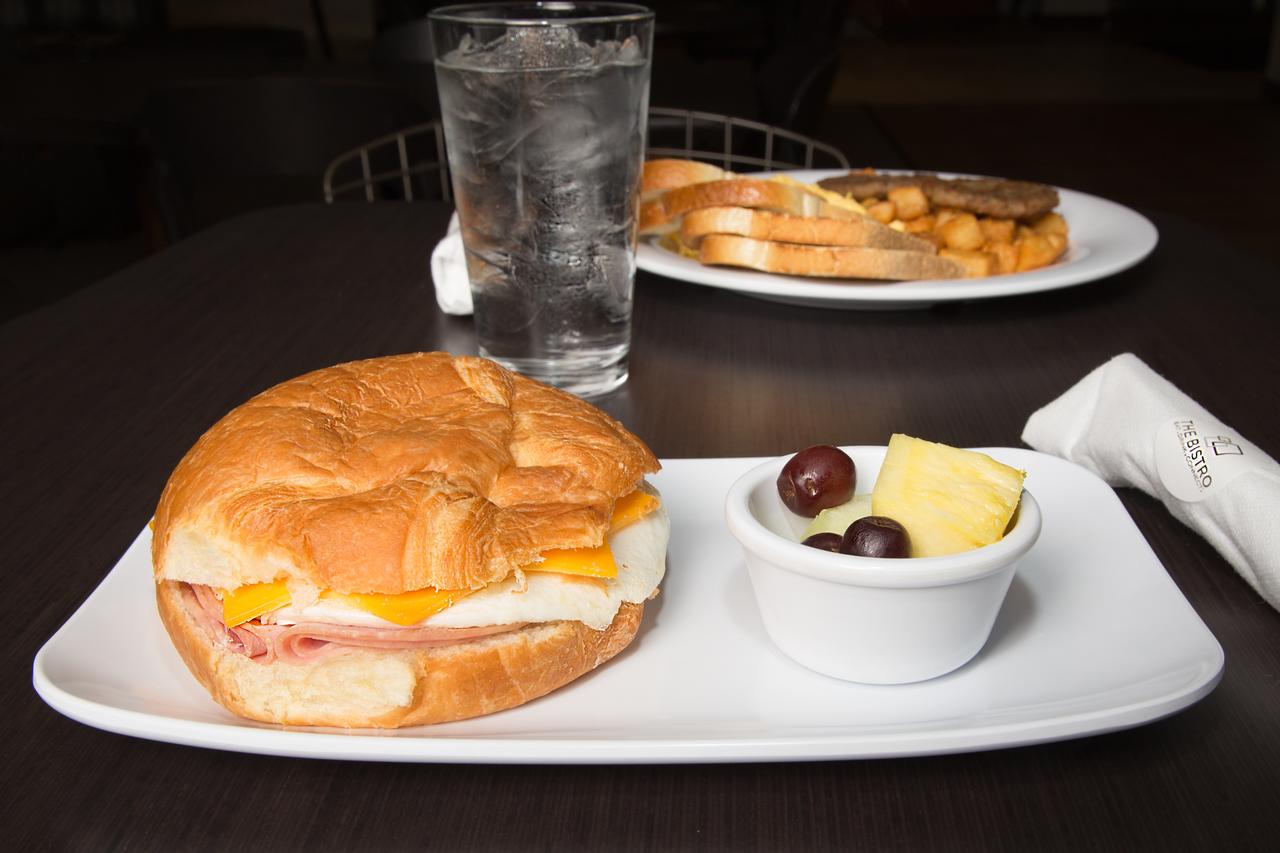 Courtyard By Marriott Morgantown - thumb 10