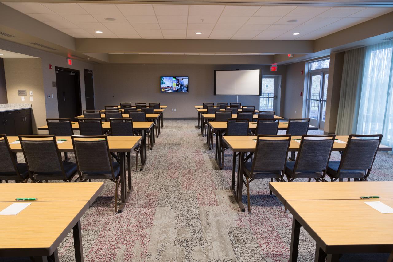 Courtyard By Marriott Morgantown - thumb 14