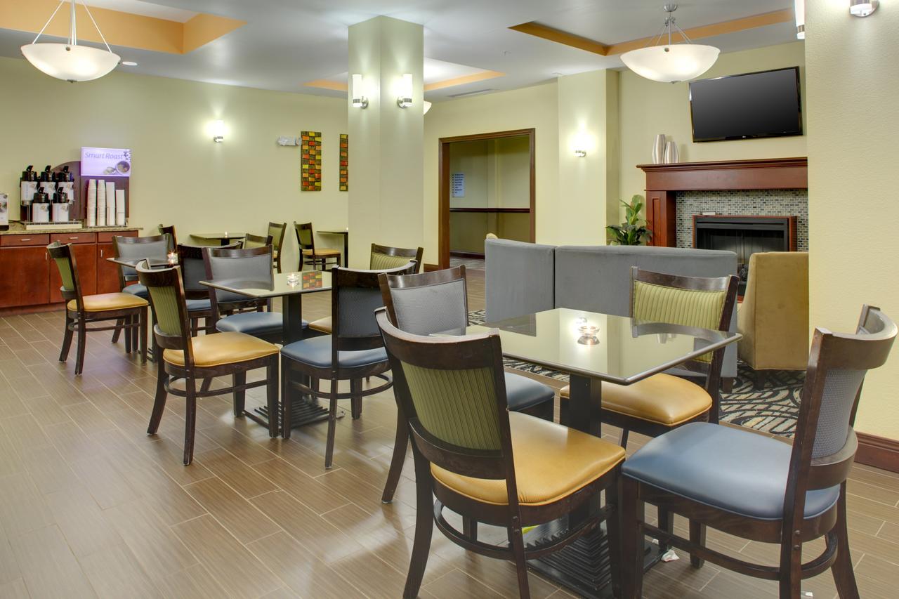 Holiday Inn Express & Suites Cross Lanes - thumb 5