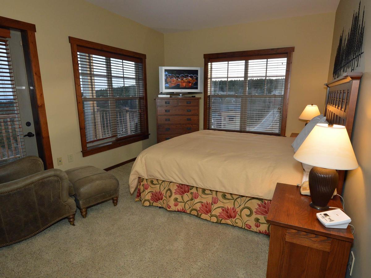 3 Br: Soaring Eagle 104 - thumb 22