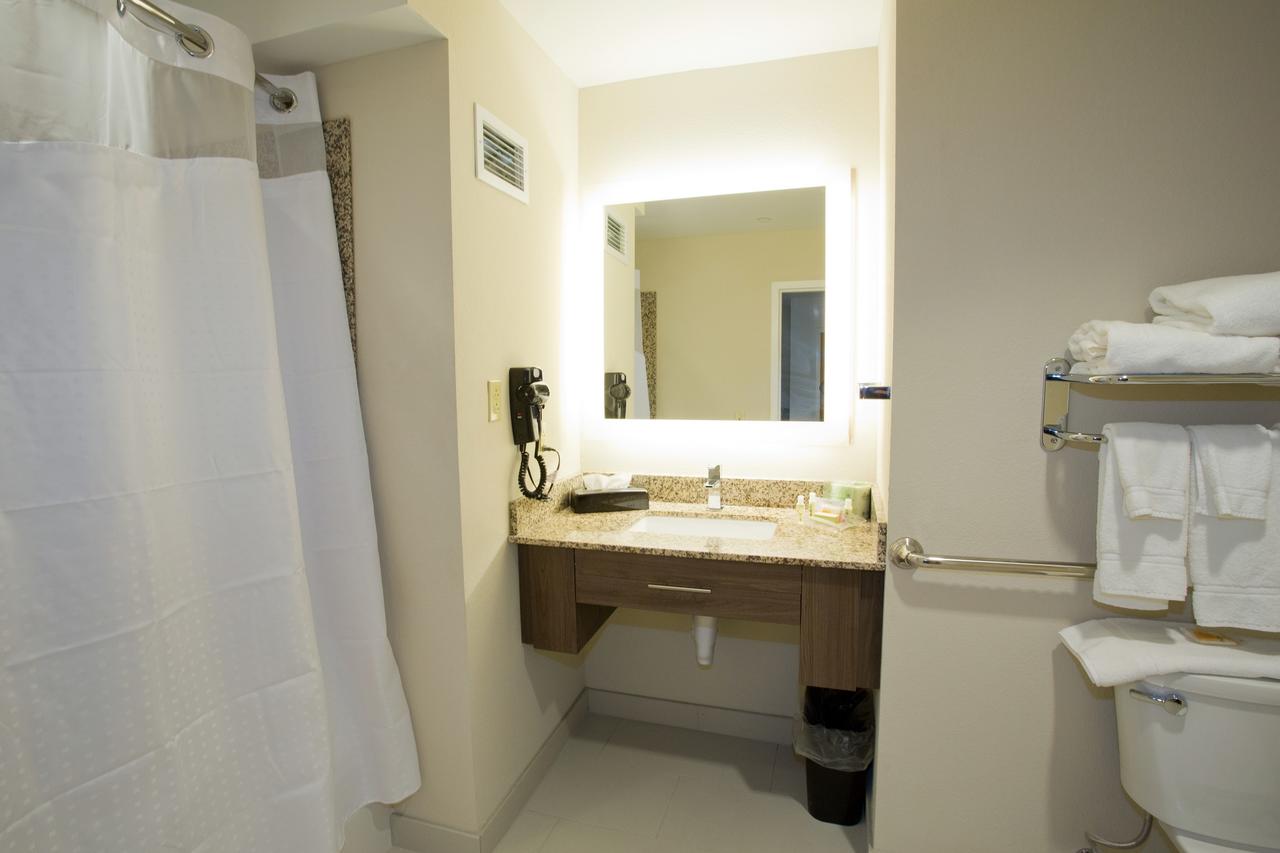 Holiday Inn Morgantown-University Area - thumb 15