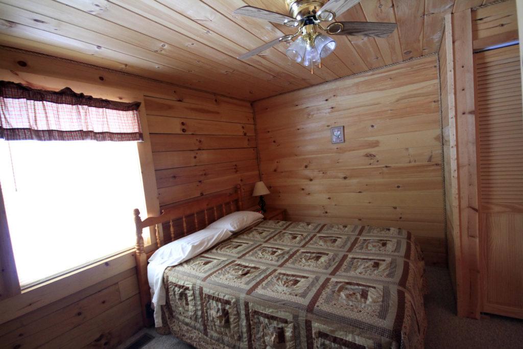 Country Road Cabins - thumb 42