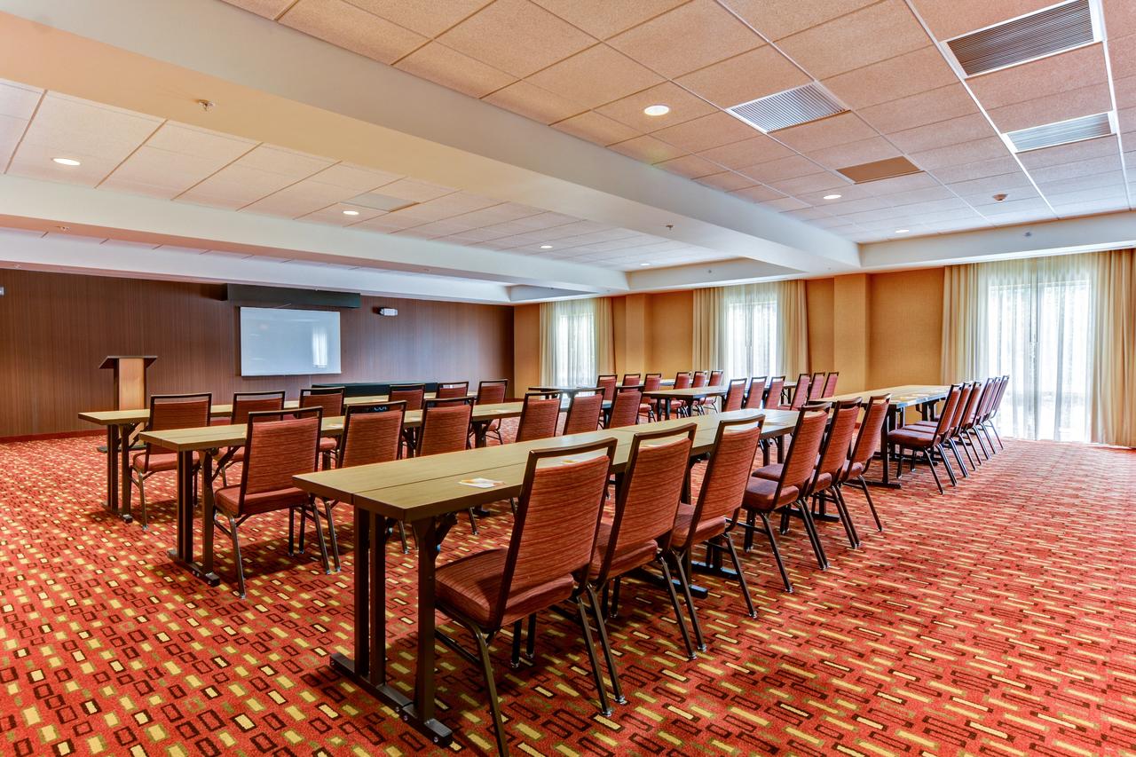 Courtyard By Marriott Bridgeport Clarksburg - thumb 4
