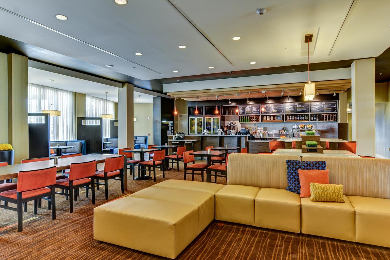Courtyard By Marriott Bridgeport Clarksburg - thumb 3