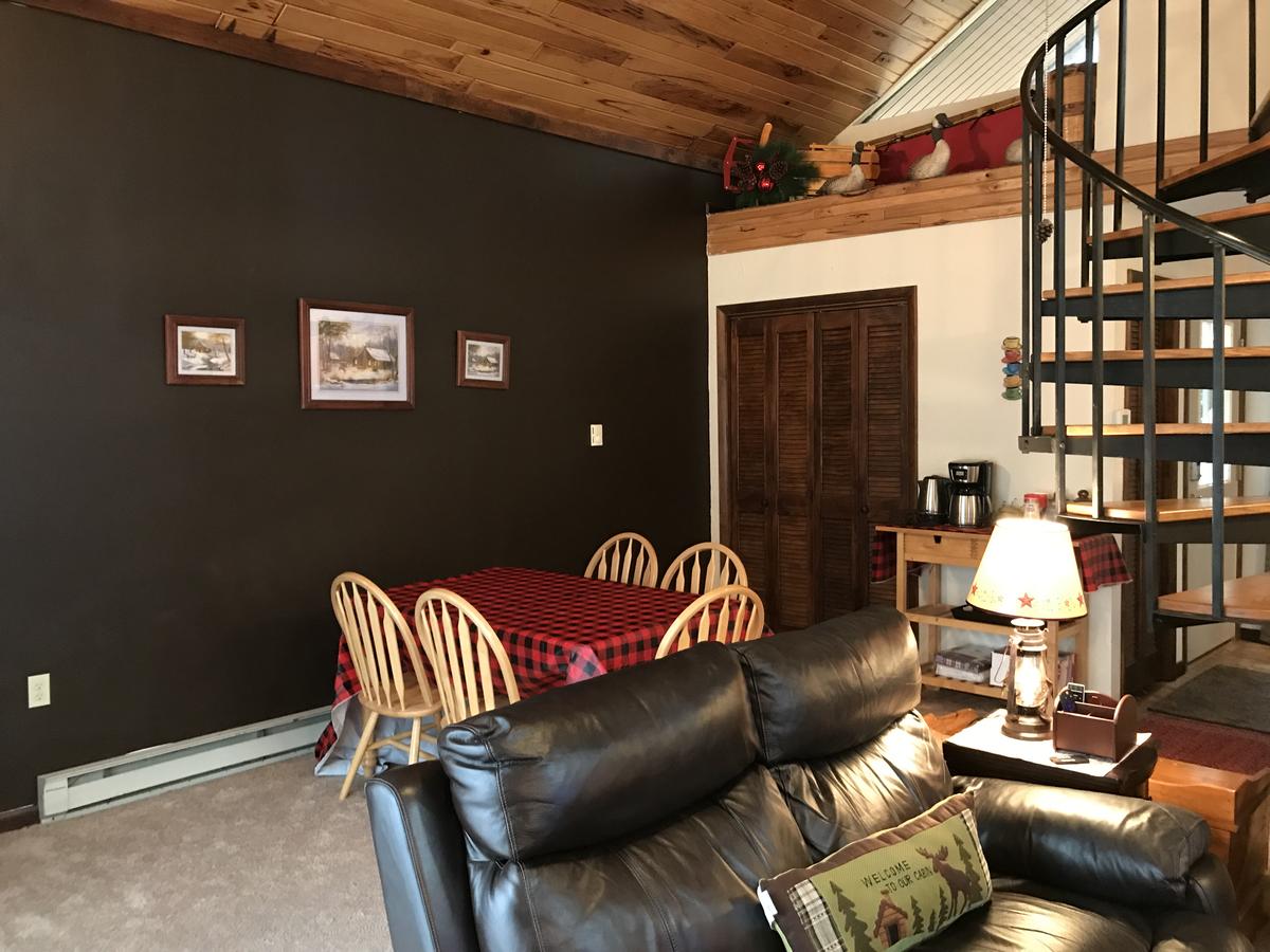 Chalet W/ Loft At Alpine Lake Resort - thumb 9