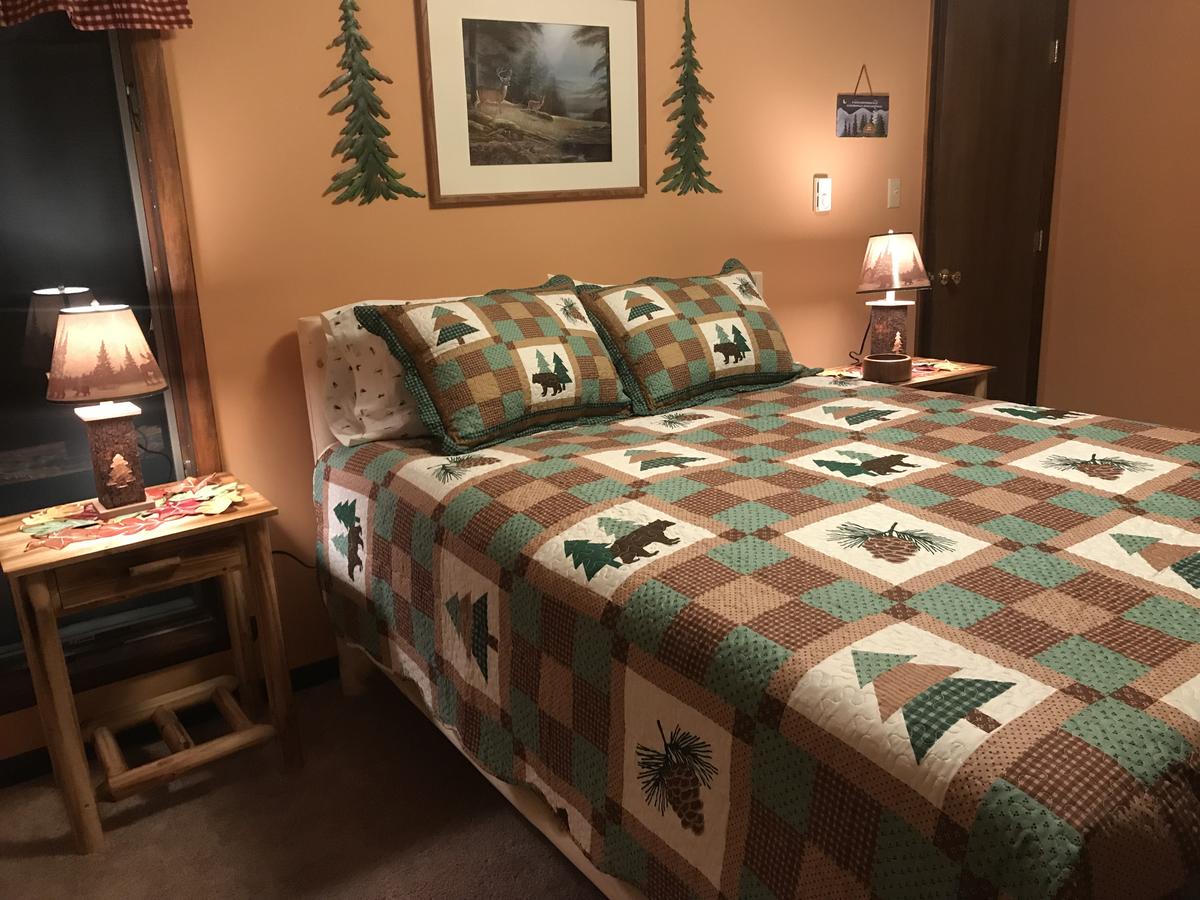 Chalet W/ Loft At Alpine Lake Resort - thumb 24