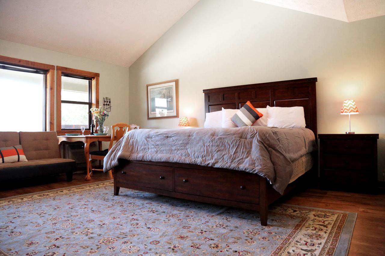 Black Bear Inns - thumb 2