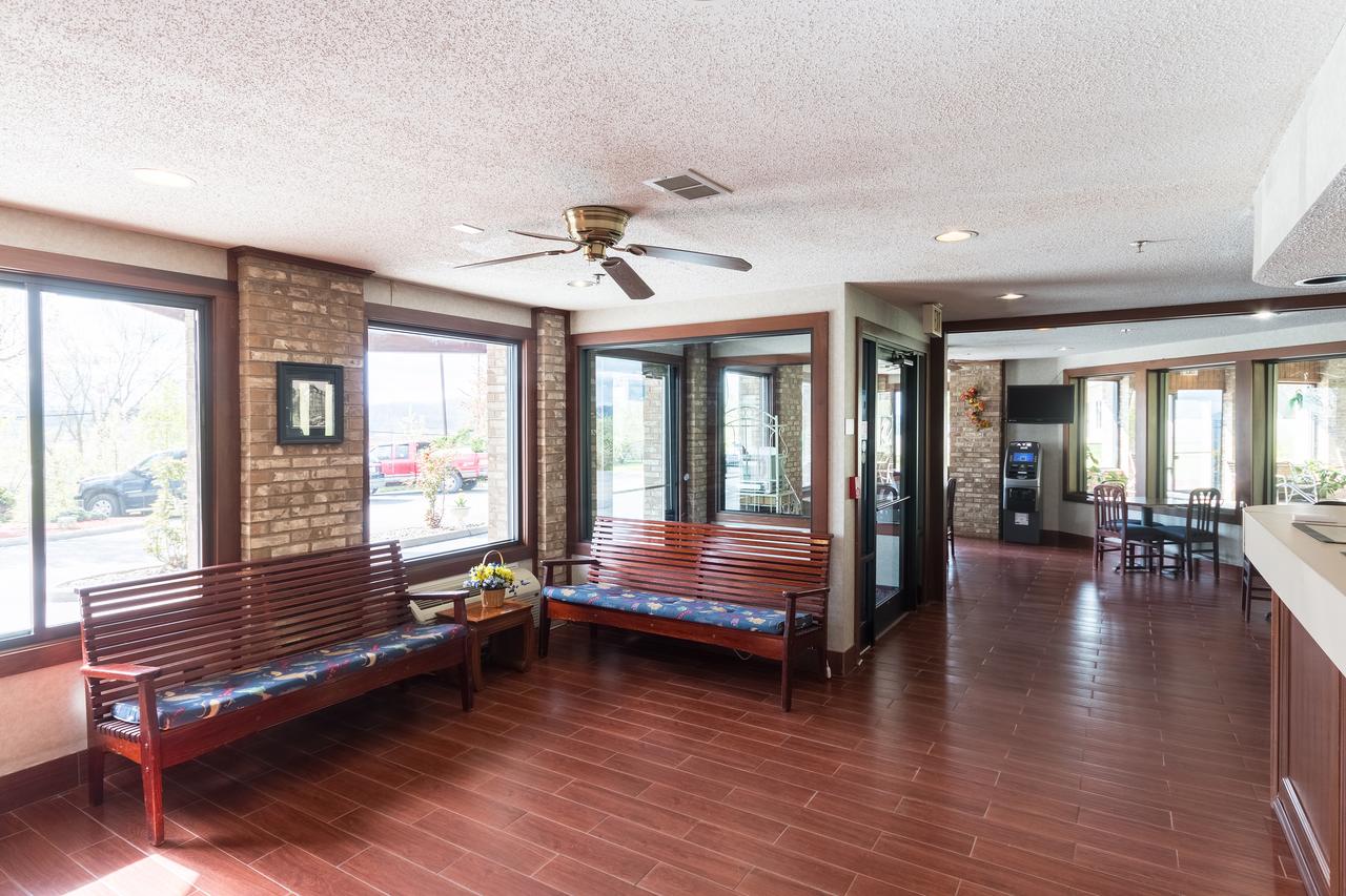 Q Express Inn & Suites - thumb 8