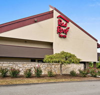 Red Roof Inn Fairmont - Tourism Bookings