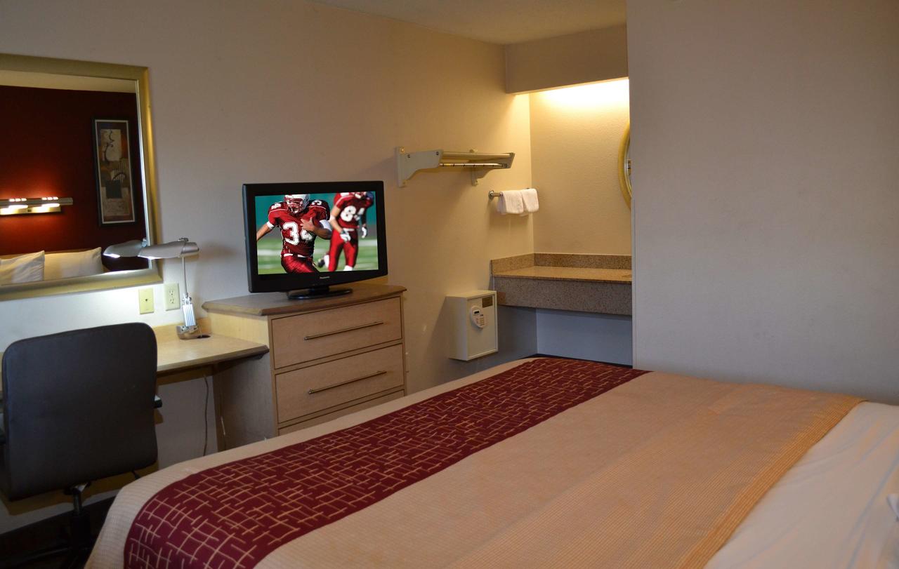 Red Roof Inn Parkersburg - thumb 7